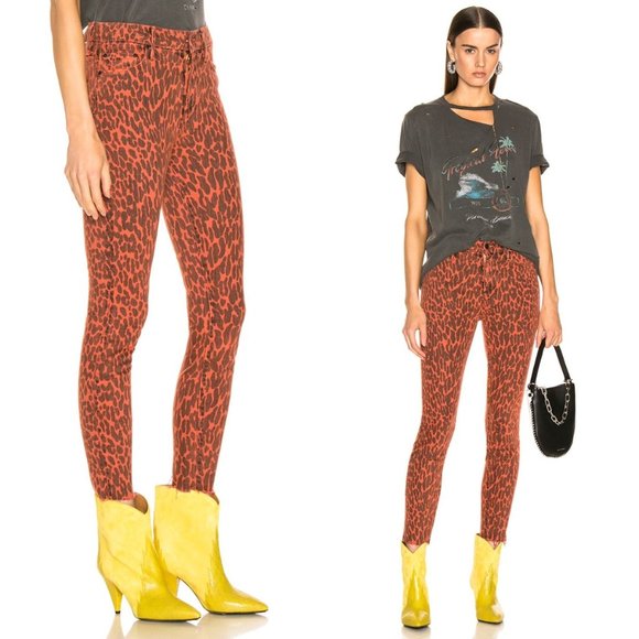 ⛔Mother High Waisted Looker Ankle Fray Jeans - Picture 2 of 12